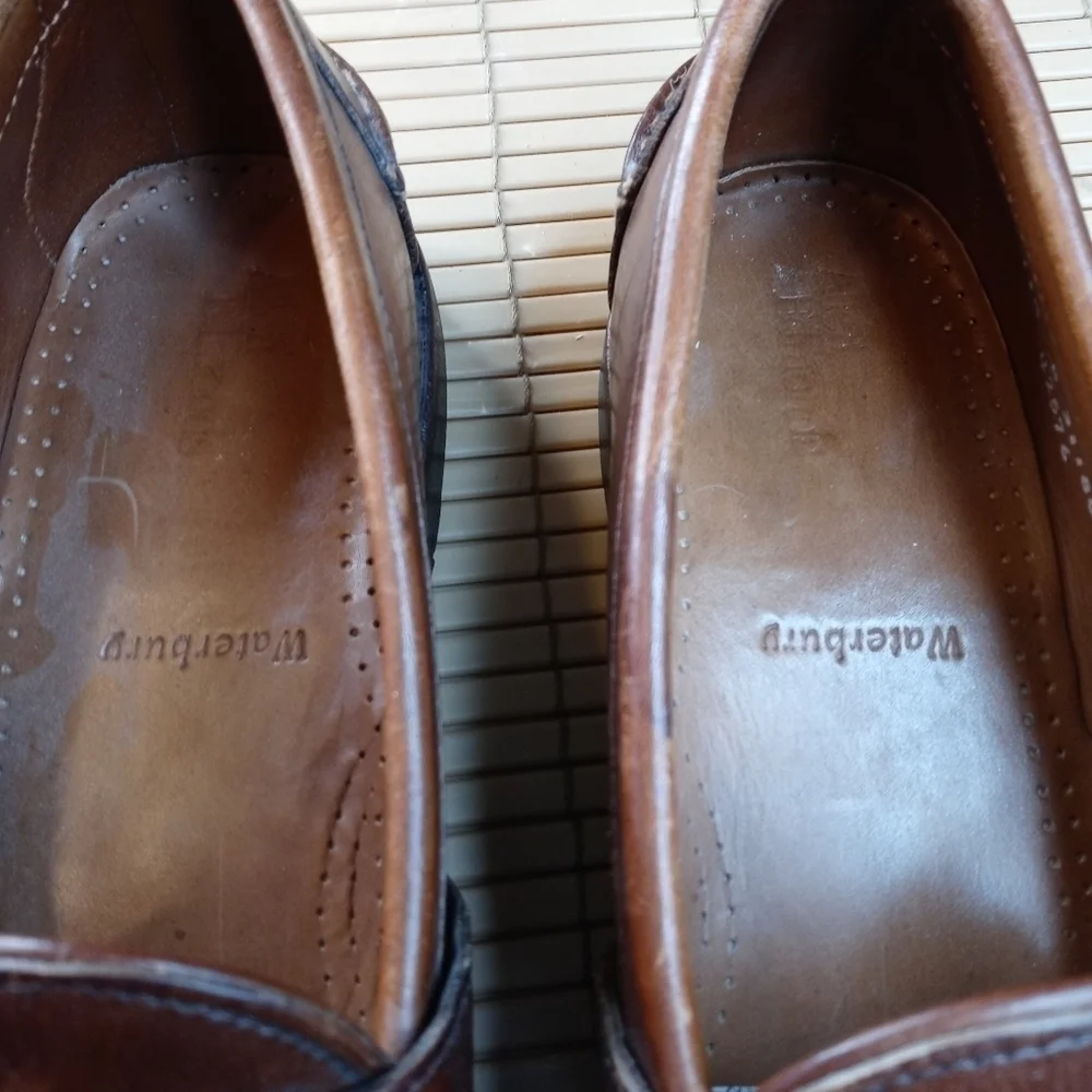 ALLEN EDMONDS Waterbury Brown Sz 11.5 B Men Kiltie Buckle Loafers. 404pem